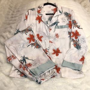 💯 Luxury Satin Silk Pajama Set